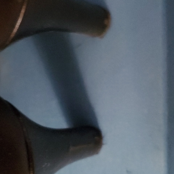 Prada Pumps (authentic) - Picture 4 of 13